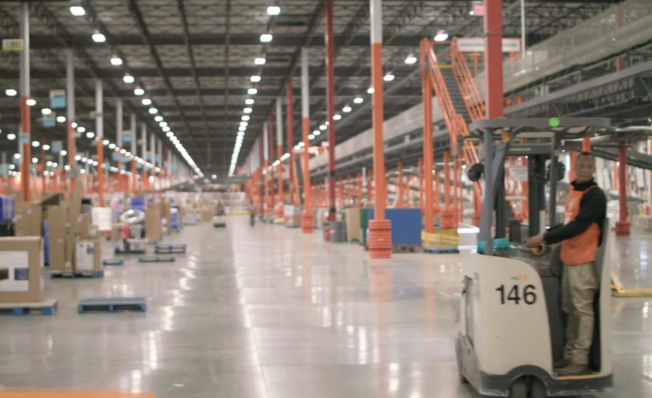 New type of distribution center is a first for Home Depot